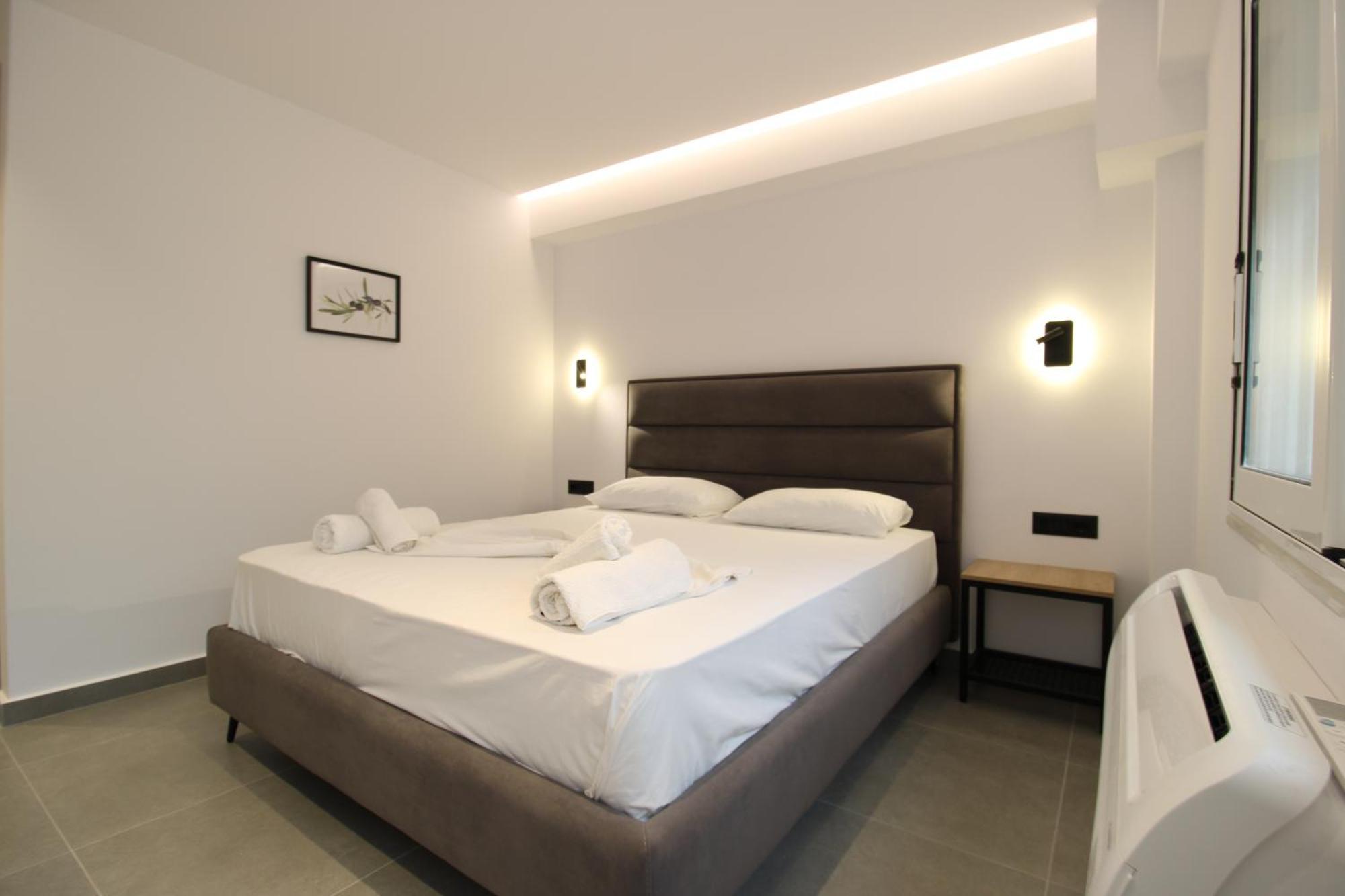 Aparthotel Melina'S Seaside Retreat Ksamil Exterior foto